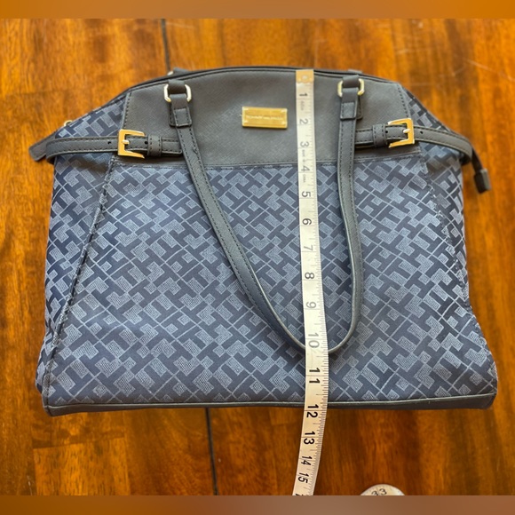 Tommy Hilfiger TH Monogram large purse navy blue - Picture 7 of 8